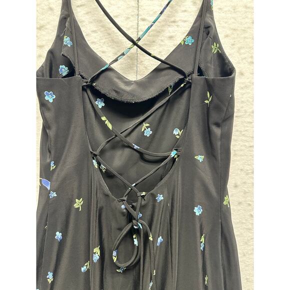 Rampage Black and Blue Floral Midi Dress - Picture 10 of 11